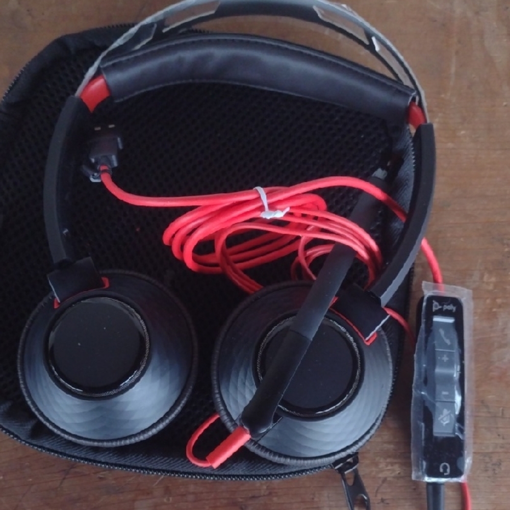 Plantronics Poly Headset Black&Red with Case NEW